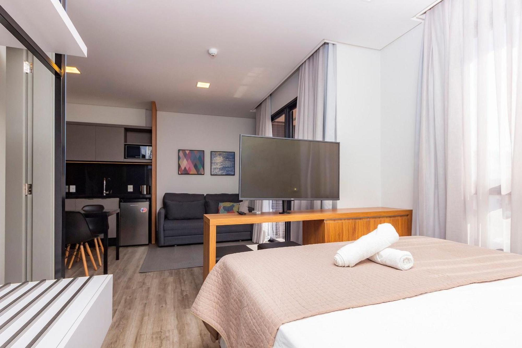 Aion Suites 205 - Lindo Apartamento Com Vista Para O Mar, A 60M Da Praia De Bombinhas, Com Piscina E Academia No Rooftop. Luaran gambar